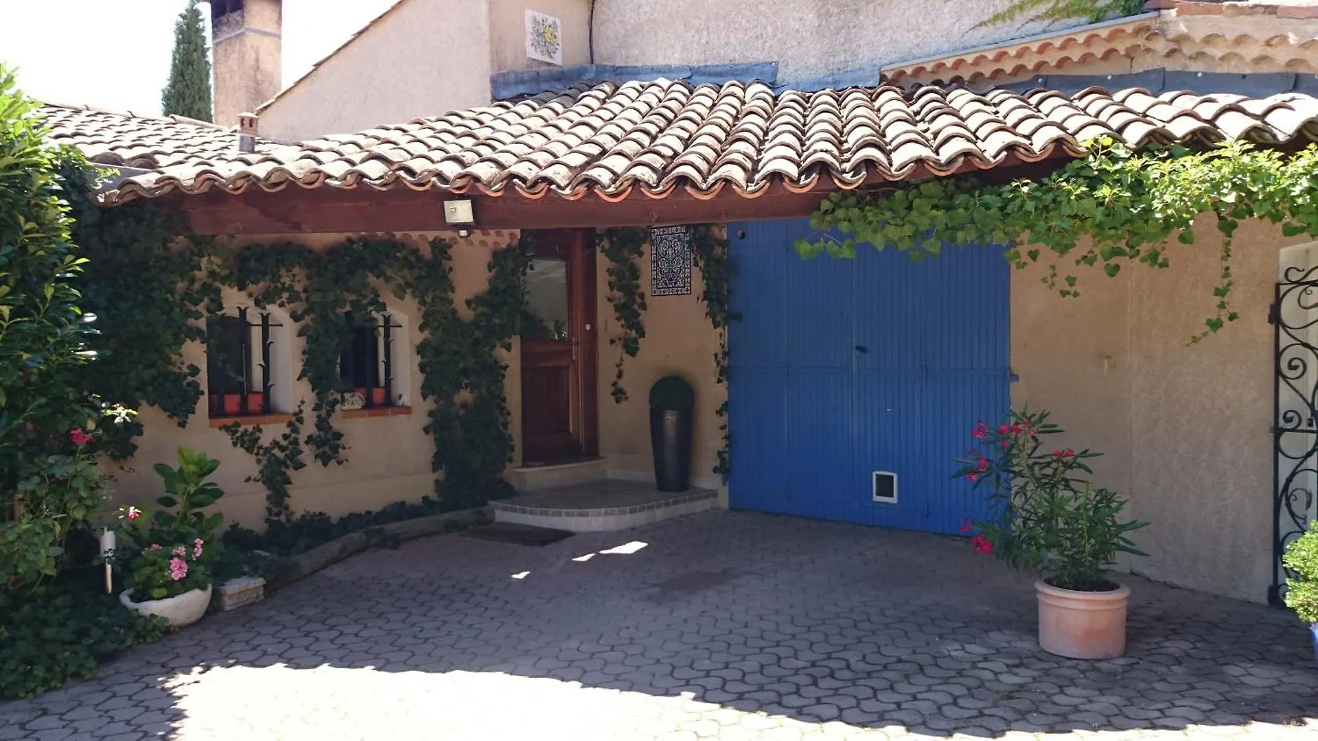 Bed & Breakfast Chambre D'Hotes La Citadelle Lardier-et-Valenca Frankrijk